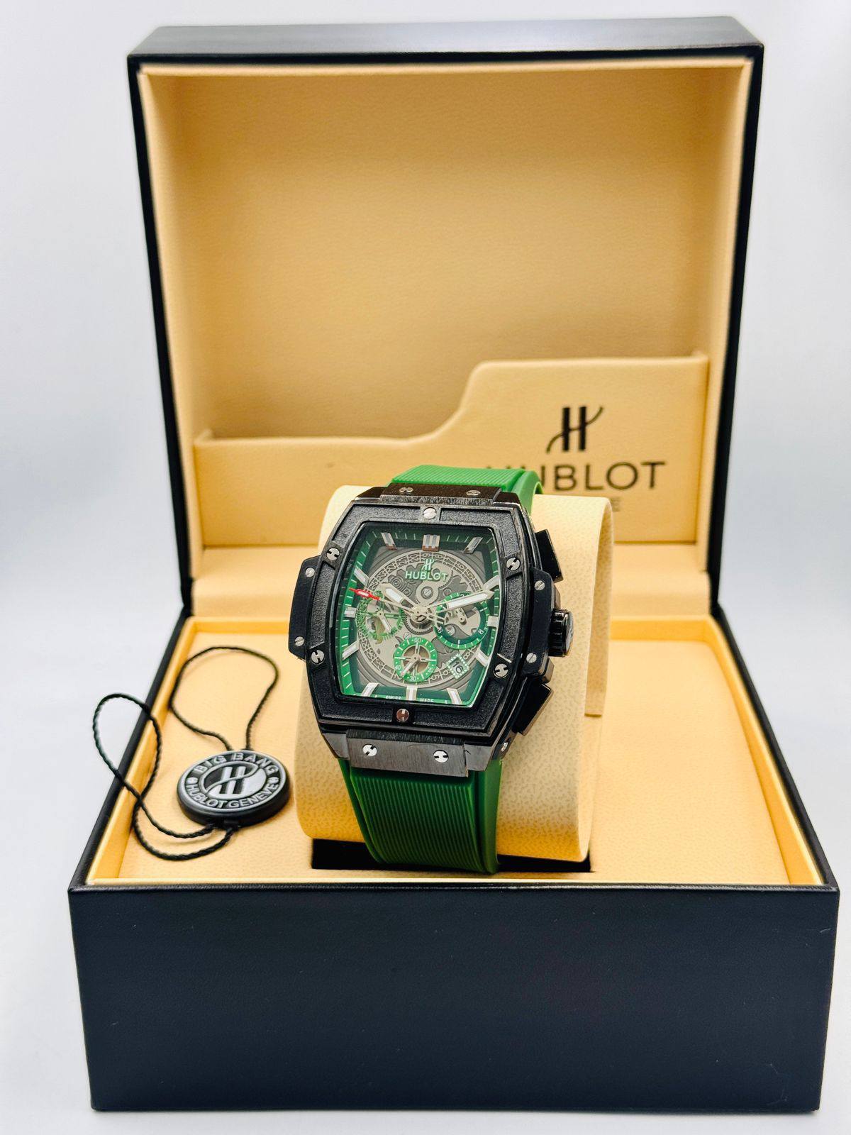Hublot Men
*New Arrival*🔥
85 dhs🌺

Zain08
♥️♥️♥️