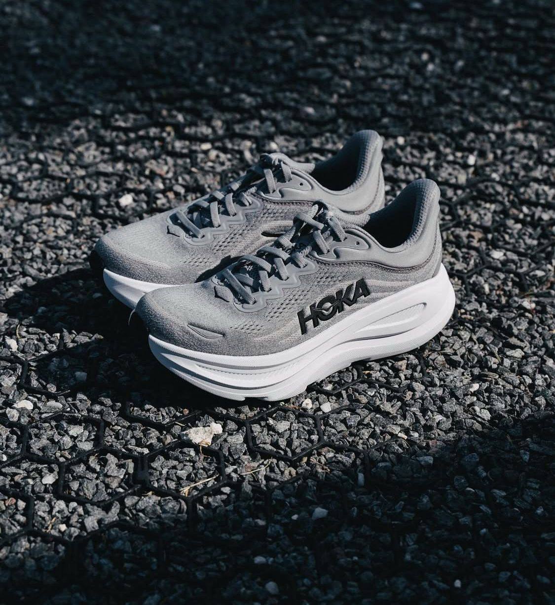 Hoka
Size 40-45⚡️
150 dhs🪙💕

Zain183
♥️♥️♥️