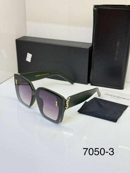 Fendi
SUNGLASSES 🕶️ 
50 dhs💓

Zain40
♥️♥️♥️