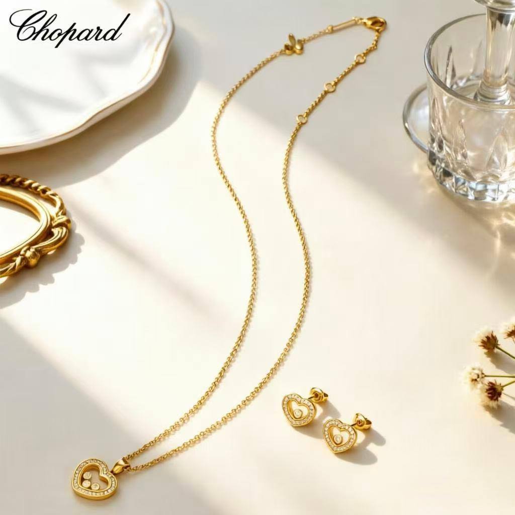 CHOPARD 
MASTER✨
Set NECKLACE EARRINGS 

85 DHS🌺

Zain89
♥️♥️♥️