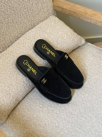 Chanel

𝐒𝐢𝐳𝐞𝐬: 𝟑𝟔 — 𝟒𝟏
430 dhs🇦🇪🇦🇪

Zain298
♥️♥️♥️