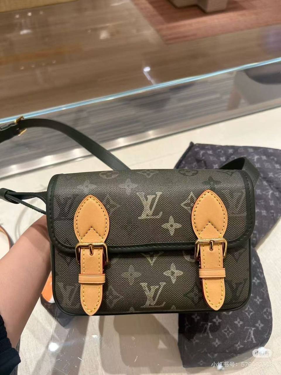 LV Master
350 dhs🪙🌨️

Zain228
♥️♥️♥️