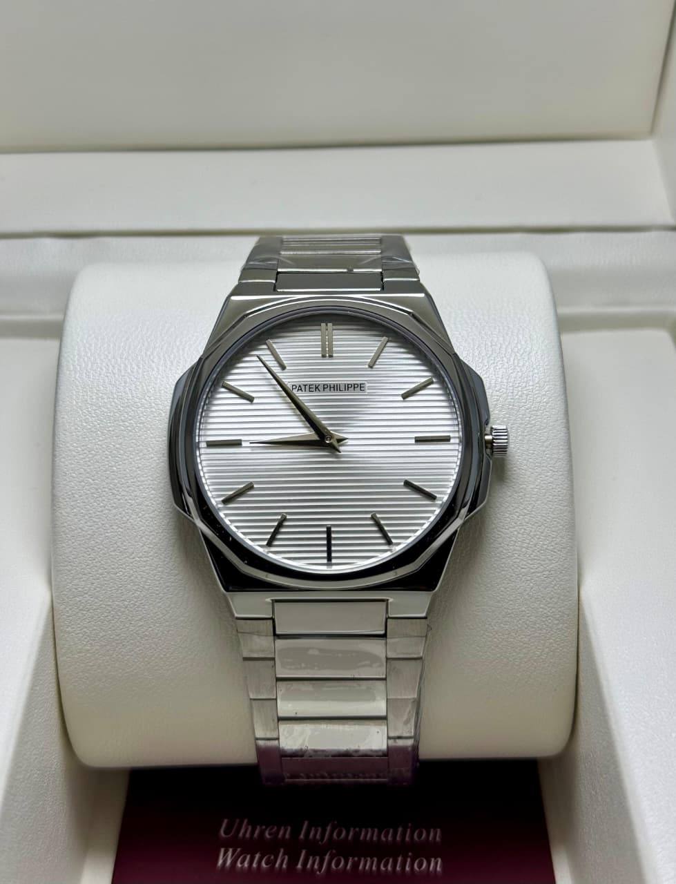 PATEK PHILIPPE SLIM MEN
*GOOD QUALITY*
*WEIGHT LESS CHAIN*
120 dhs🗽
*BATTERY*

Zain29