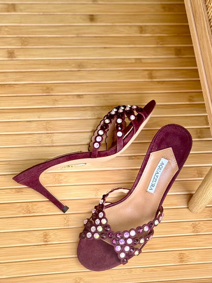 Aquazzura
Super Master
 𝗦𝗶𝘇𝗲 𝟯𝟲 𝘁𝗼𝗼 𝟰𝟮
470 dhs🌺
𝗛𝗲𝗲𝗹 : 𝟴𝗰𝗺

Zain178
♥️♥️♥️