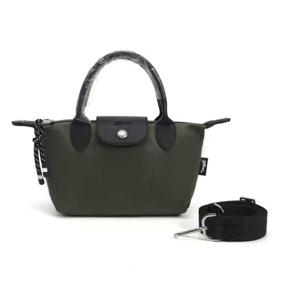 NEW CAME
LONG CHAMP BAG
GOOD QUALITY
50 dhs✅

Zain40
♥️♥️♥️