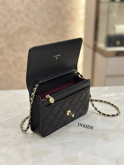 Chanel ᴄʟᴀssɪᴄ ᴡᴀʟʟᴇᴛ ᴏɴ ᴄʜᴀɪɴ
ɢᴏʟᴅʜᴀʀᴅᴡᴀʀᴇ ʟᴏɴɢ sʟɪɴɢ
ᴡɪᴛʜʙᴏx
ᴄᴀᴠɪᴀʀ ᴍᴀᴛᴇʀɪᴀʟ
sɪᴢᴇ:20ᴄᴍ
100 dhs🇦🇪🇦🇪

Zain56
♥️♥️♥️