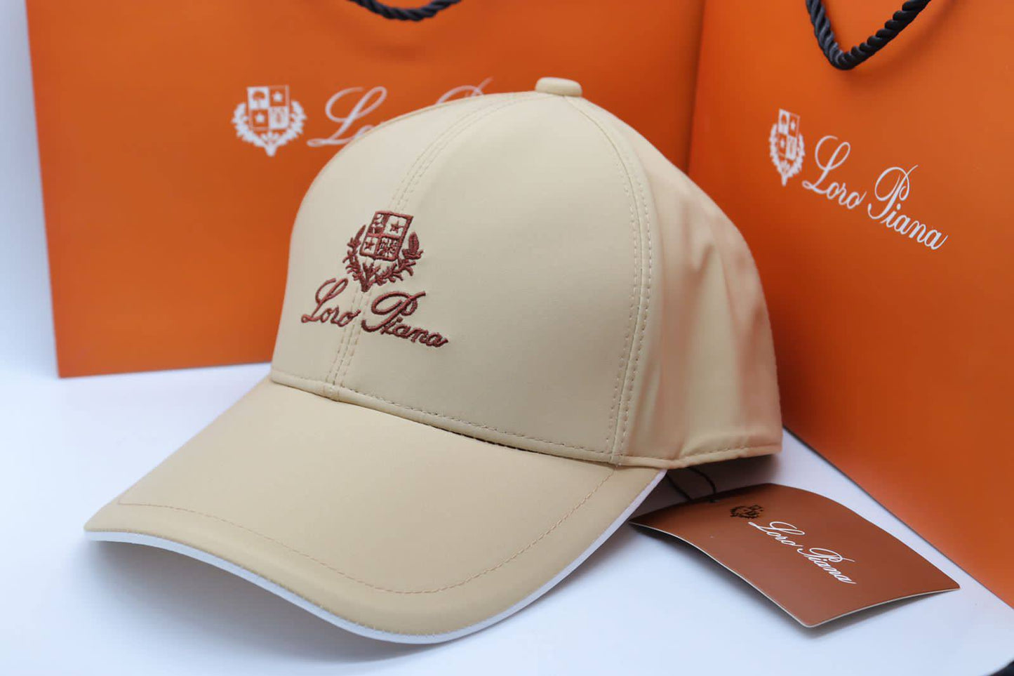 Gucci Cap 
Super Master 
With Box 145 dhs🇦🇪 
Without Box 135 dhs🇦🇪

Zain33
♥️♥️♥️