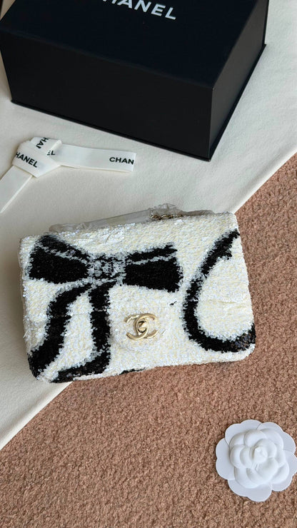 Chanel Limited Edition 🌈✨
Size : 20 Cm 
✨VIP QUALITY  ✨
With original Packing 🎁
For Price 👇 WhatsApp✅
0568585901 
0507557372
0552275751 Owner Zain 👌

Zain280
♥️♥️♥️