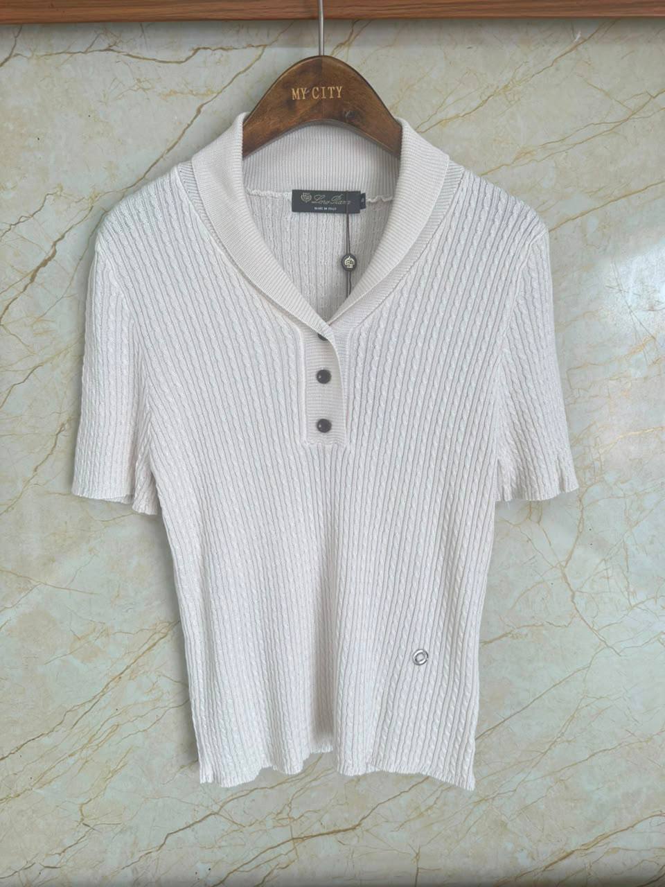 LORO PIANA

Women’s teshirts 
Master Quality 
SML
350 dhs🇦🇪🇦🇪

Zain276
♥️♥️♥️