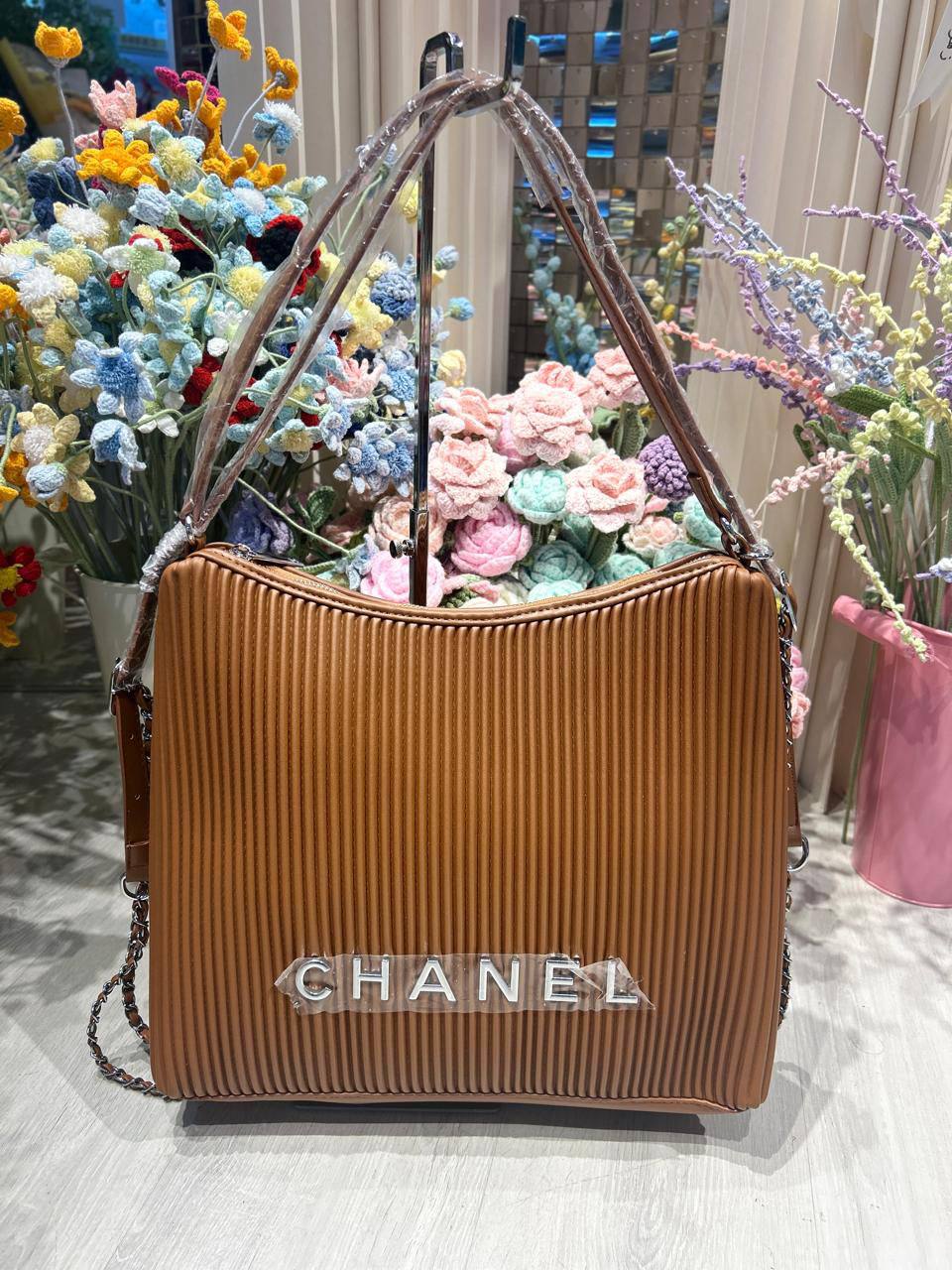 CHANEL 
110 dhs🇦🇪

Zain44
♥️♥️♥️