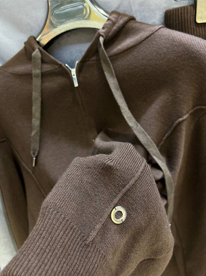 *LORO PIANA*
Women’s Set
Master Quality 
SML
400 dhs🪙🌨️

Zain276
♥️♥️♥️