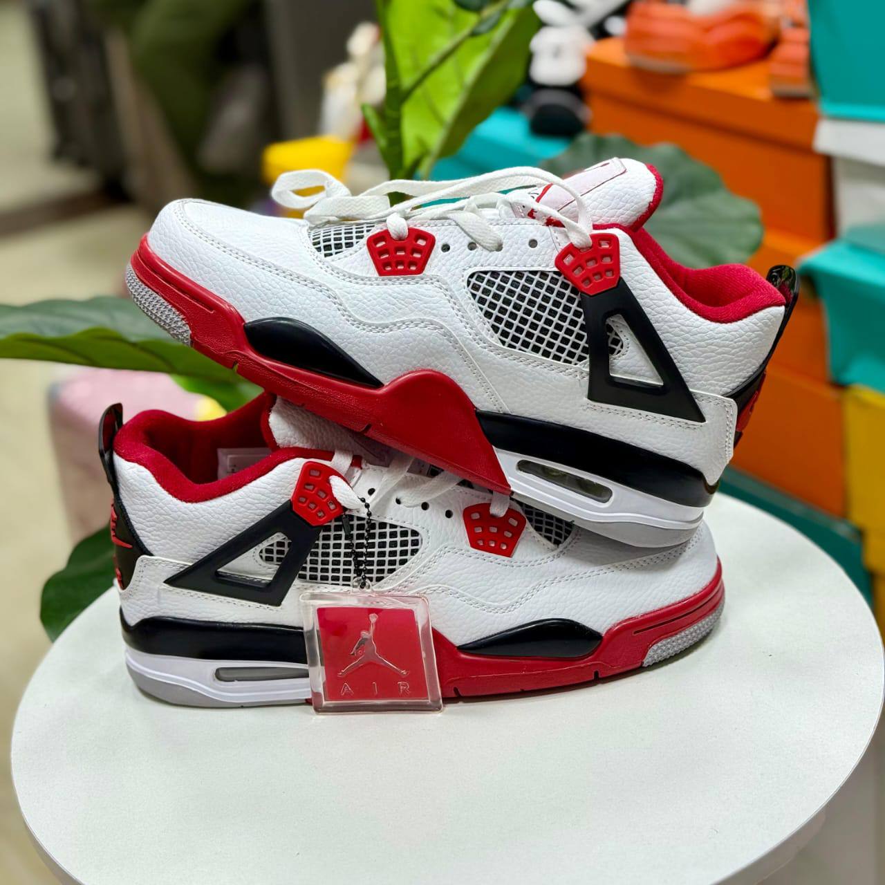 N Air
Size 40 to 45  
105 dhs🇦🇪

Zain27
♥️♥️♥️