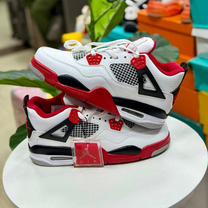 N Air
Size 40 to 45  
105 dhs🇦🇪

Zain27
♥️♥️♥️