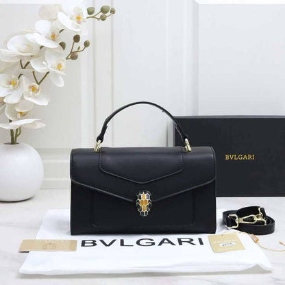 BVLGARI 

95 dhs🪙🌨️

with box
🎁🎁🎁

Zain90
♥️♥️♥️