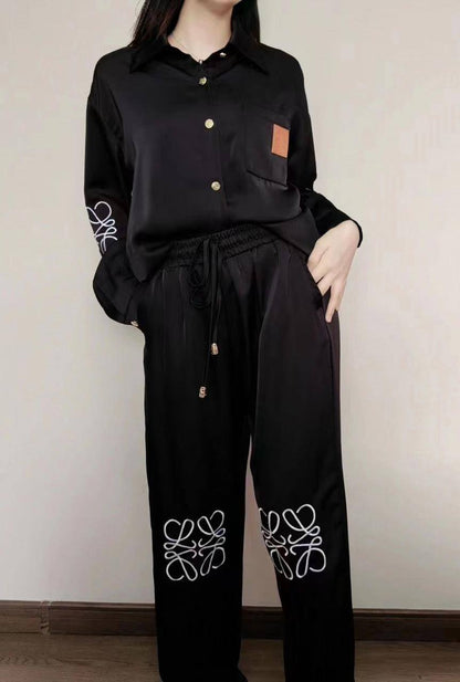 *New collections      
210 dhs🇦🇪🇦🇪
*good  quality  
*Sizes:S M L * 
*AVAILABLE NOW*🥰🛍️🛍️

Zain231
♥️♥️♥️