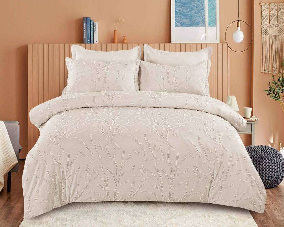 New collection 💥💥💥
Normal 
Embroidered 
Comfort set 
King size comfort 6pcs set 
140 dhs❣️

Zain99
♥️♥️♥️