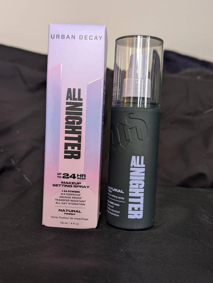 URBAN DECAY SETTING SPRAY
45 dhs✅

Zain01
♥️♥️♥️