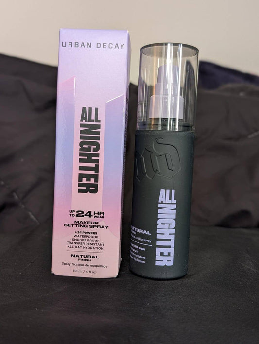 URBAN DECAY SETTING SPRAY
45 dhs✅

Zain01
♥️♥️♥️