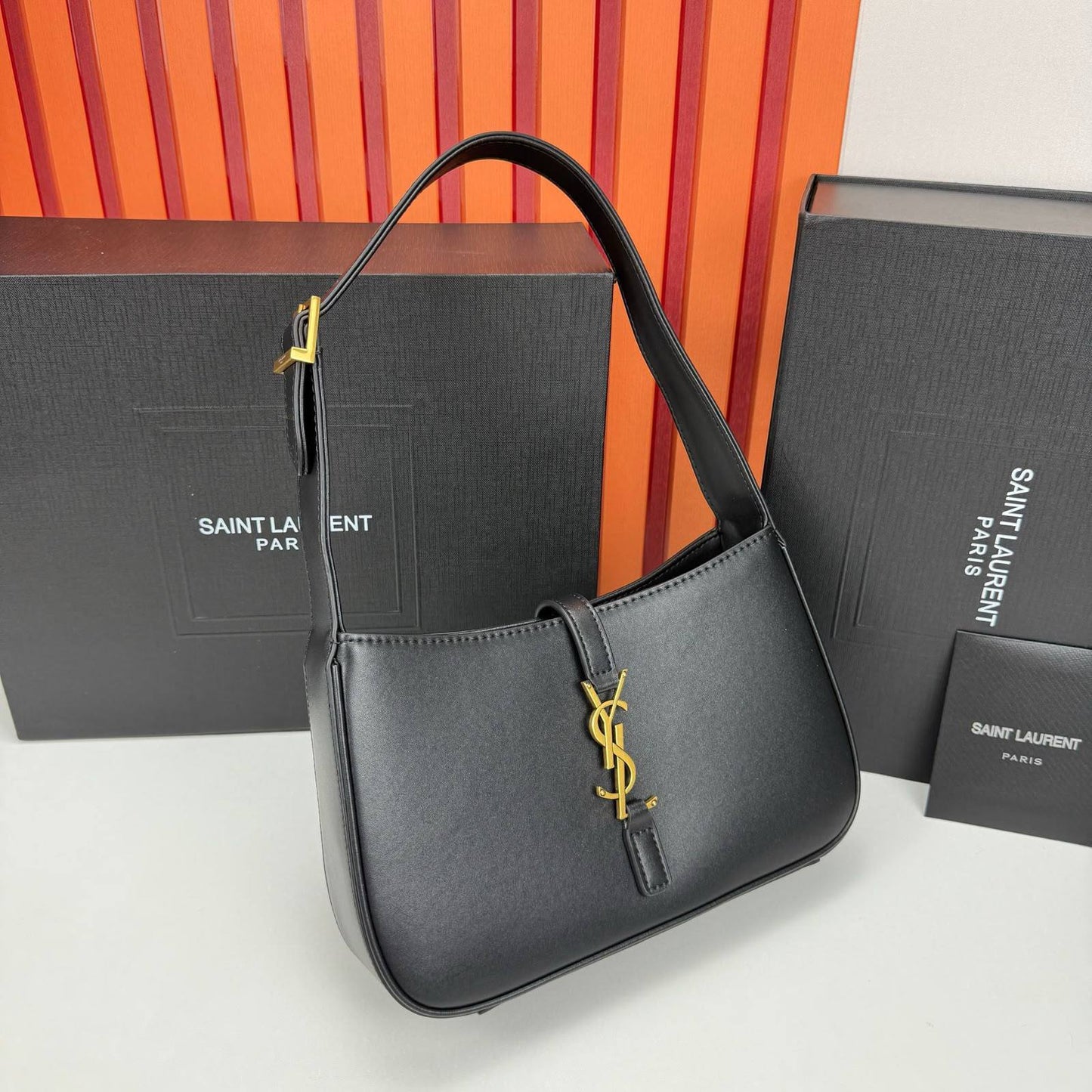 YSL
Master❣️❣️
24cm🫶🏼🫶🏼 
240 dhs✅

Zain297
♥️♥️♥️
