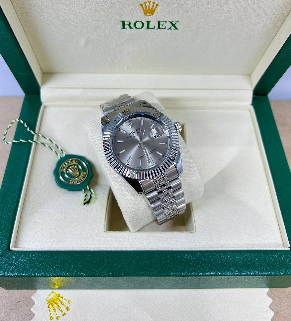 Omega - Rolex - Bvlagri
70 dhs🪙💕

Zain37
♥️♥️♥️
