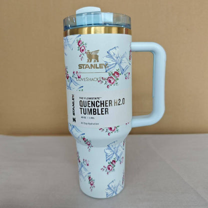 Stanley Coffee vacuum Cup 
Normal Quality 
Size ： 27 * 10 cm
60 dhs🪙💚
with box 🎁

Zain115
♥️♥️♥️