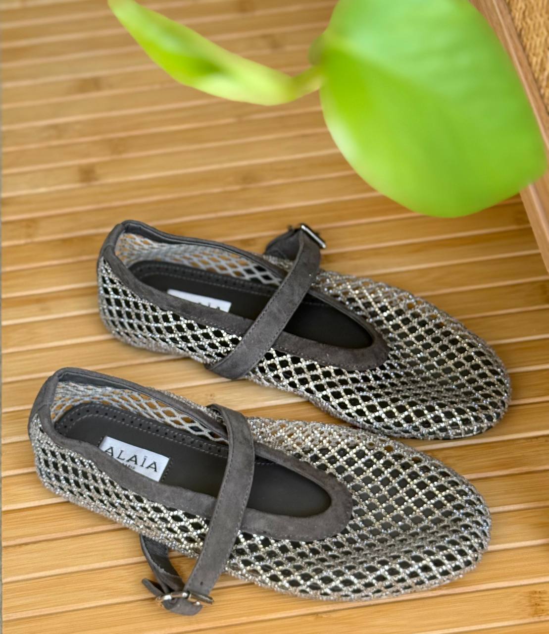 Alaia
𝗦𝗶𝘇𝗲: 𝟯𝟲 𝘁𝗼 𝟰𝟭 
Super Master
450 dhs✅

Zain302
♥️♥️♥️