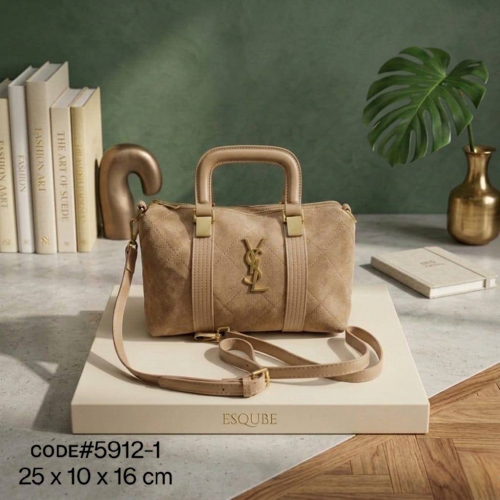 YSL - Yves Saint Laurant
ᴛᴏᴘ ʜᴀɴᴅʟᴇ sᴘᴇᴇᴅʏ
sᴜᴇᴅᴇ & ʟᴇᴀᴛʜᴇʀ ᴍᴀᴛᴇʀɪᴀʟ
ɢᴏʟᴅ ʜᴀʀᴅᴡᴀʀᴇ
ᴡɪᴛʜ ʟᴏɴɢ ʙᴇʟᴛ sᴛʀᴀᴘ
sɪᴢᴇ: 25 cm

75 dhs✅

Zain31
♥️♥️♥️