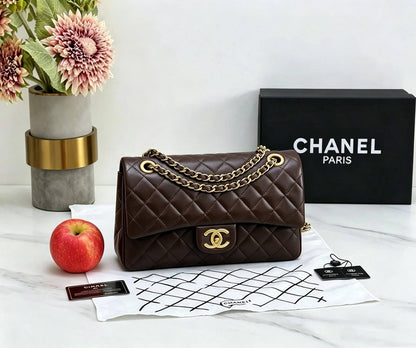 Chanel
with box 

115 dhs🇦🇪🇦🇪

Zain114
♥️♥️♥️
