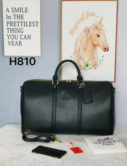 TLV Travel Bags

good quality

120 dhs✅
150 dhs✅

Zain137
♥️♥️♥️