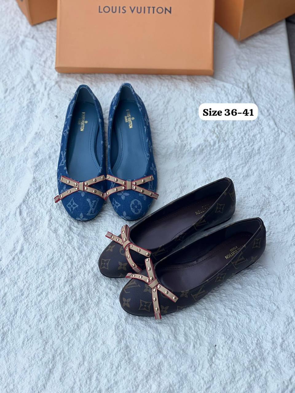 LV 
𝐁𝐀𝐋𝐋𝐄𝐑𝐈𝐍𝐀 𝐒𝐇𝐎𝐄𝐒
💯high quality
Size 36-37-38-39-40-41
105 dhs✅

Zain86
♥️♥️♥️