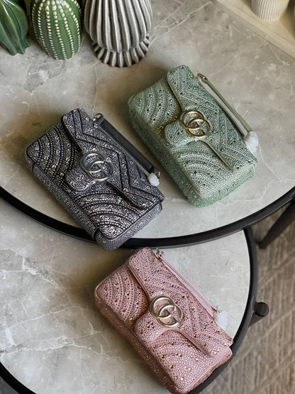 GUCCI ✨
Size:20Cm 💥
Available original box 📦 
With full packing 🎀🎀
Super high quality 💥💥
For Price 👇 WhatsApp✅
0568585901 
0507557372
0552275751 Owner Zain 👌

Zain283
♥️♥️♥️