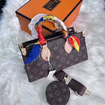 LV
95 dhs🇦🇪🇦🇪
size 23cm

Zain26
♥️♥️♥️