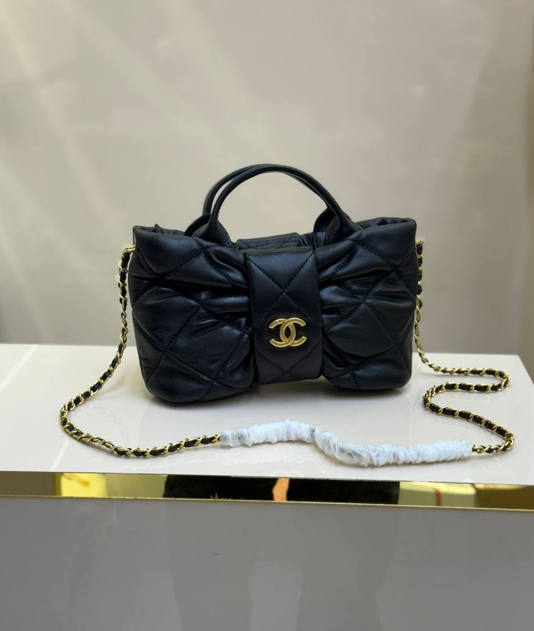 Chanel Master
280 dhs🪙🌨️

Zain131
♥️♥️♥️