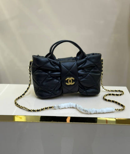 Chanel Master
280 dhs🪙🌨️

Zain131
♥️♥️♥️