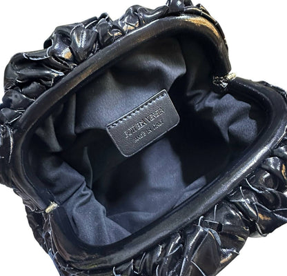 BOTTEGA 

NEW CAME GOOD QUALITY 

WITH BOX 
🎁🎁🎁

110 dhs💓

Zain39
♥️♥️♥️
