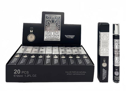 Perfume box

20 pc inside

80 dhs 

full box🎁🎁🎁

Zain254
♥️♥️♥️
