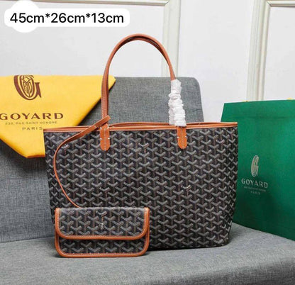 Goyard 
45cm*26cm*13cm
95 dhs✅

with box
🎁🎁🎁

Zain72
♥️♥️♥️