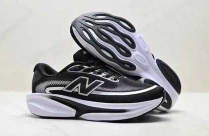 New Balance Ellipse V1 Black and White 
NEW ARRIVALS 🤩
40-45 Available 😇
220 dhs🇦🇪🇦🇪

Zain242
♥️♥️♥️
