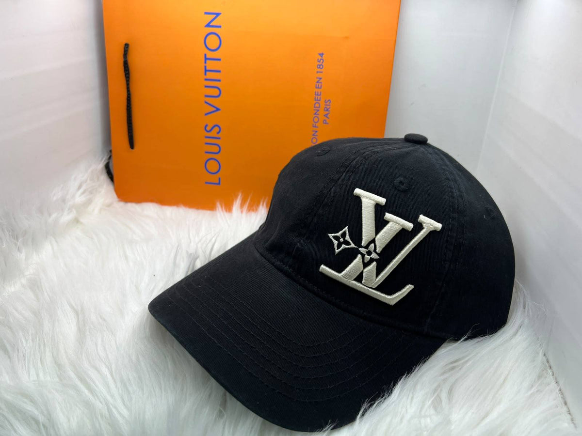 Caps
Master copy

60 dhs🇦🇪🇦🇪

Zain182
♥️♥️♥️