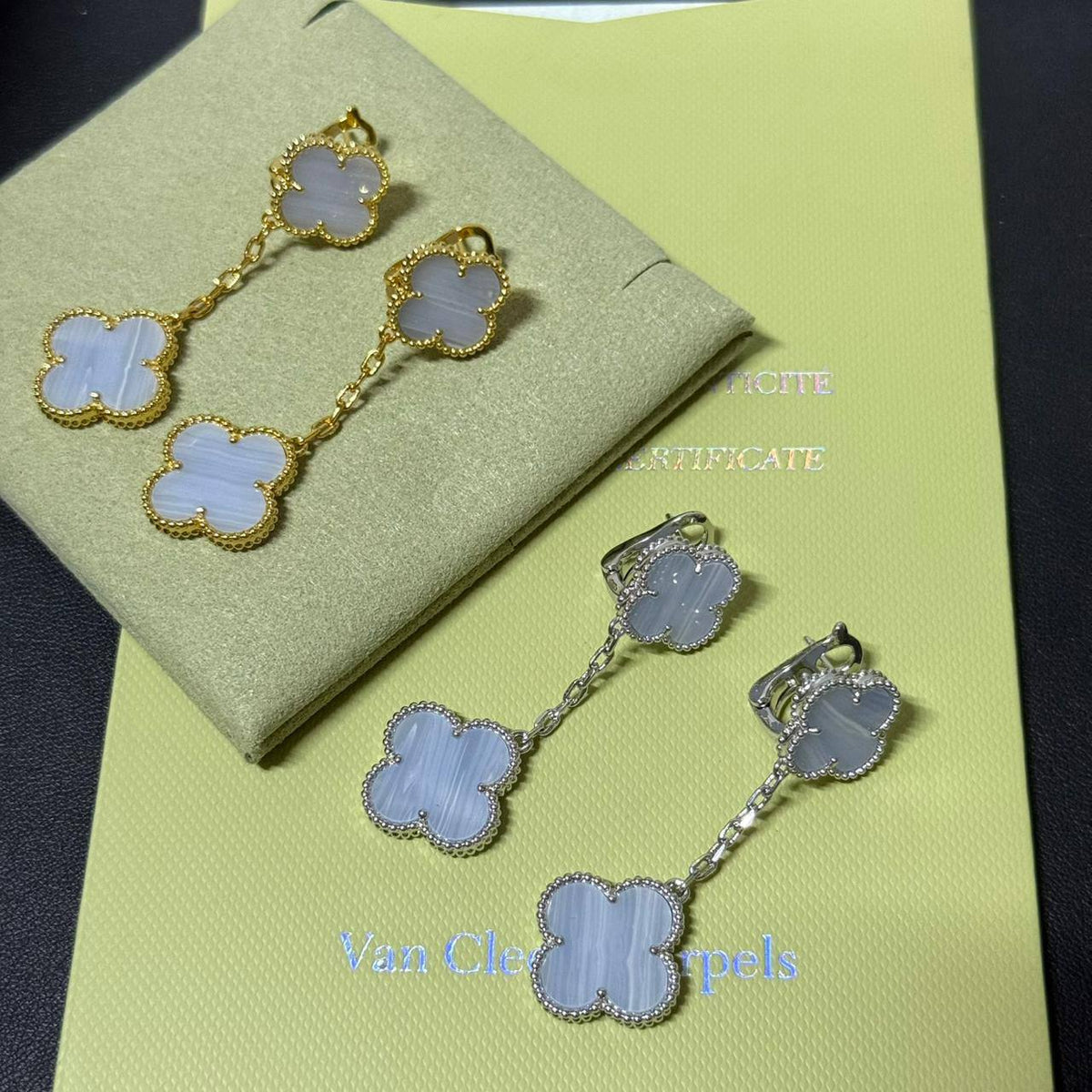 VCA ❤️‍🔥

 Earring 🐦‍🔥 2 flower 🌺 Master quality 💯

With normal box
85 dhs🇦🇪🇦🇪🇦🇪

With master box
120 dhs🇦🇪🇦🇪🇦🇪

Zain216
♥️♥️♥️