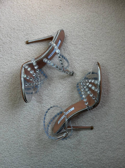 Aquazzura
𝑨𝑨𝑨 𝑸𝑼𝑨𝑳𝑰𝑻𝒀
𝑺𝑰𝒁𝑬 {36 𝒕𝒐 42}
𝑯𝑬𝑬𝑳 10.5 𝑪𝑴
470 dhs✅

Zain81
♥️♥️♥️