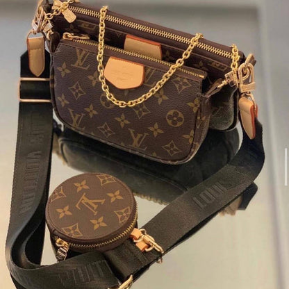 LV

Best quality 
with box
105 dhs🇦🇪🇦🇪


size 24CM


Zain290
♥️♥️♥️