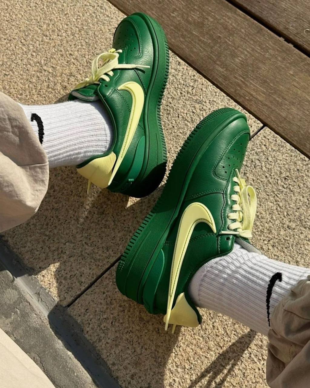 Nike Air Force 1 Low SP AMBUSH Pine Green ，
Size 36-45 ，
180 dhs🪙💕

Zain18
♥️♥️♥️