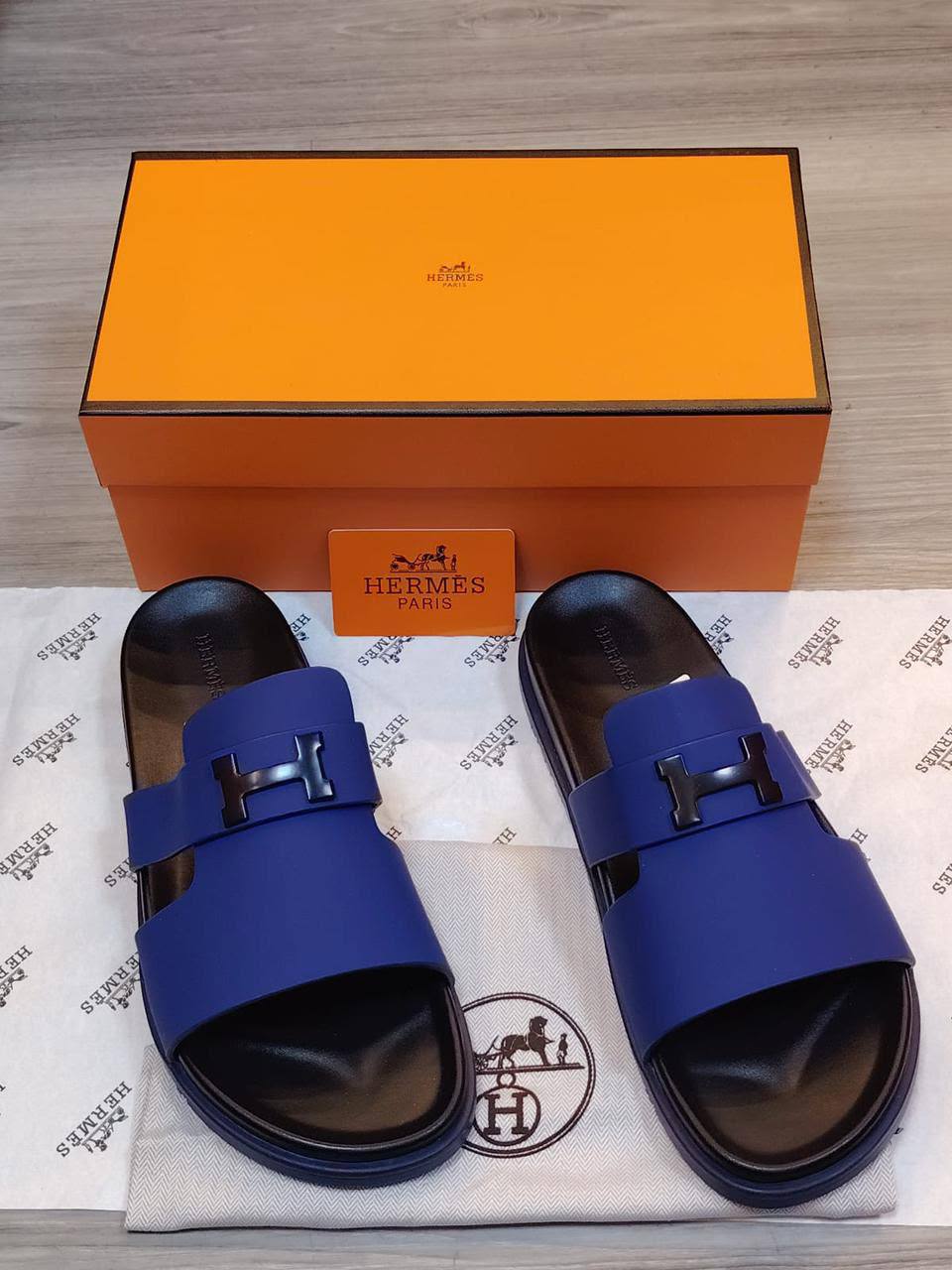 Hermes Slipper
High Quality 
Size 40 To 45
105 dhs🇦🇪🇦🇪

Zain120
♥️♥️♥️
