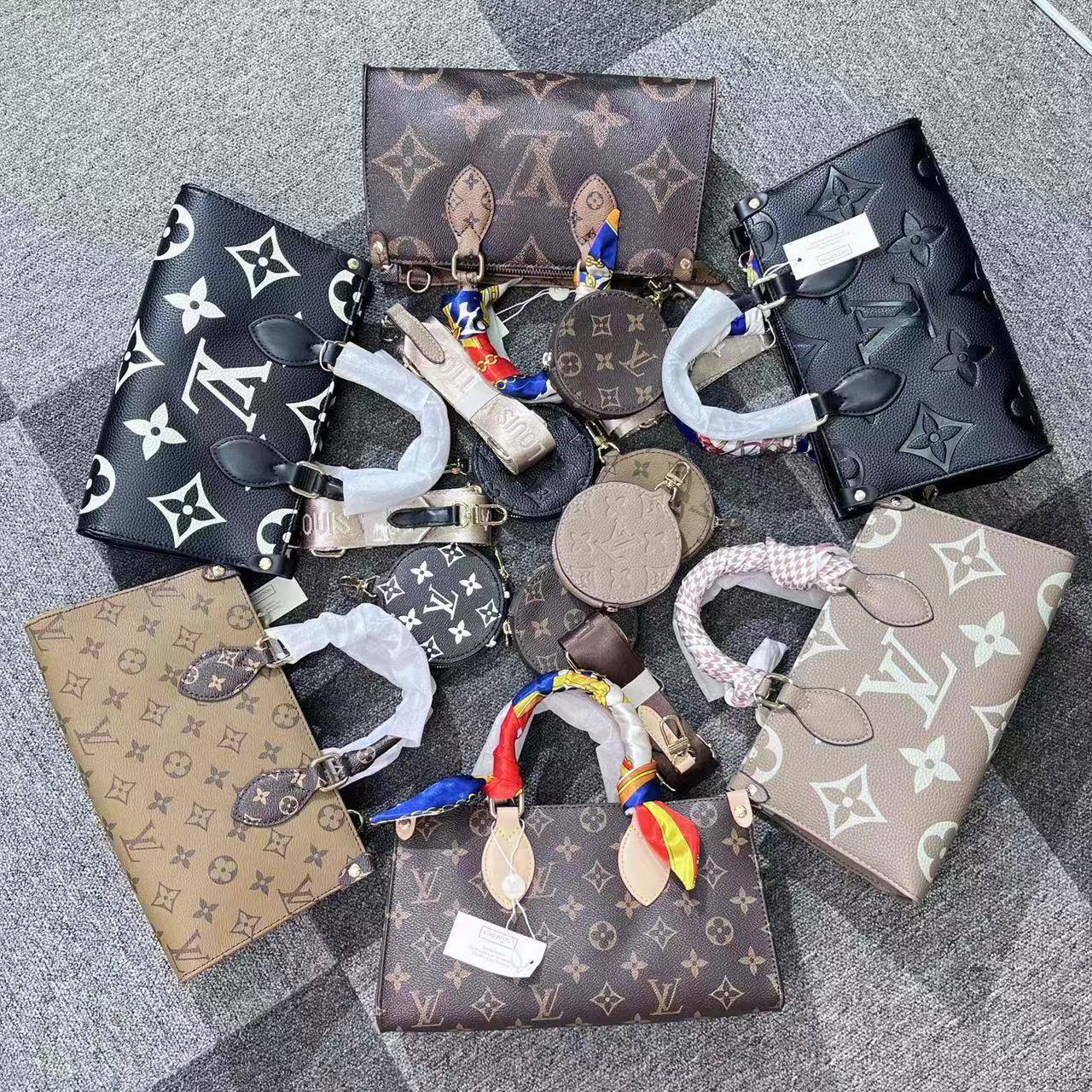 LV
95 dhs🇦🇪🇦🇪
size 23cm

Zain26
♥️♥️♥️