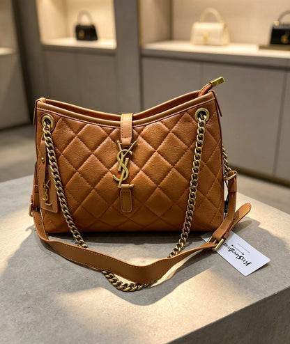 YSL

115 dhs🇦🇪🇦🇪

size 27 cm👈🌹

Zain161
♥️♥️♥️