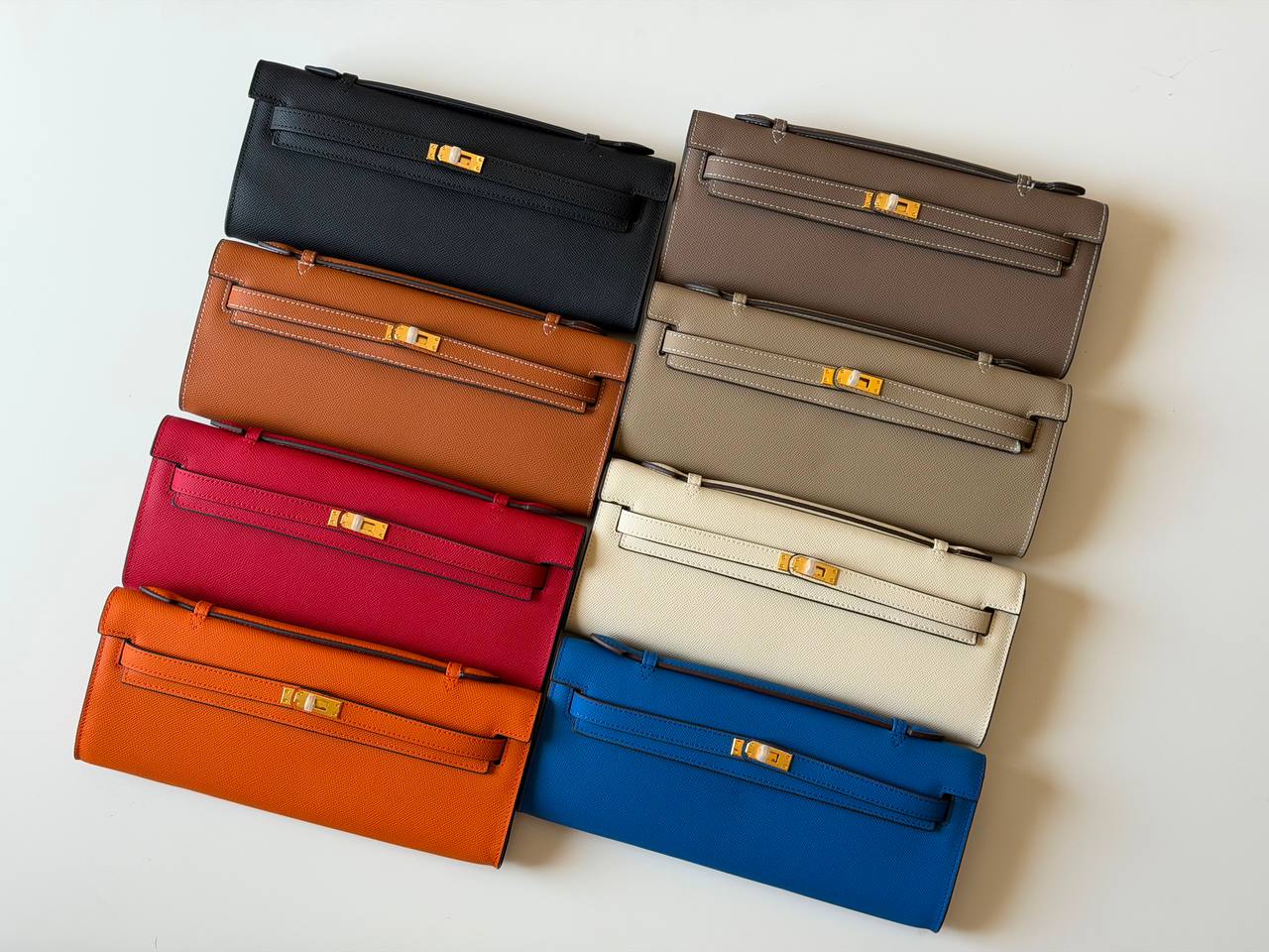 Hermes
 clutch 30cm💥Master quality ✅with box📦
360 dhs✅

Zain52
♥️♥️♥️