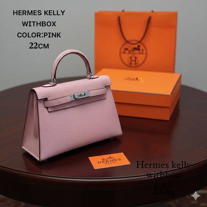 Hermes ᴋᴇʟʟʏ ʙᴀɢ  
silver hardware 
ᴡɪᴛʜ ʙᴏx 
🎁🎁🎁

ʟᴇᴀᴛʜᴇʀ 
sɪᴢᴇ:22ᴄᴍ 
90 dhs🪙🌨️

Zain56
♥️♥️♥️