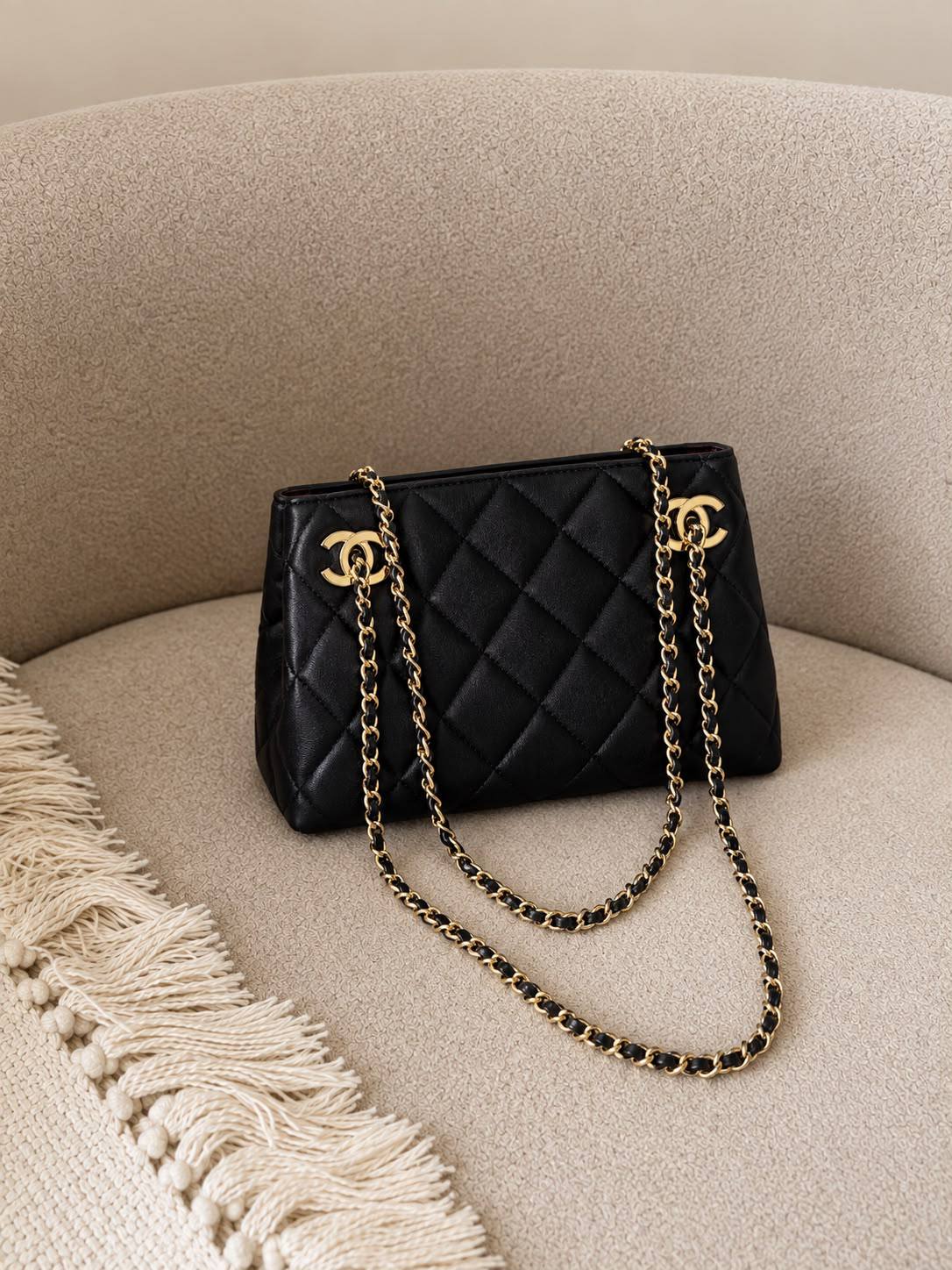 Chanel 
Dior

SUPER MASTER QUALITY 
AVAILABLE 

For Price 👇 WhatsApp✅
0568585901 
0507557372
0552275751 Owner Zain 👌

Zain322
♥️♥️♥️
