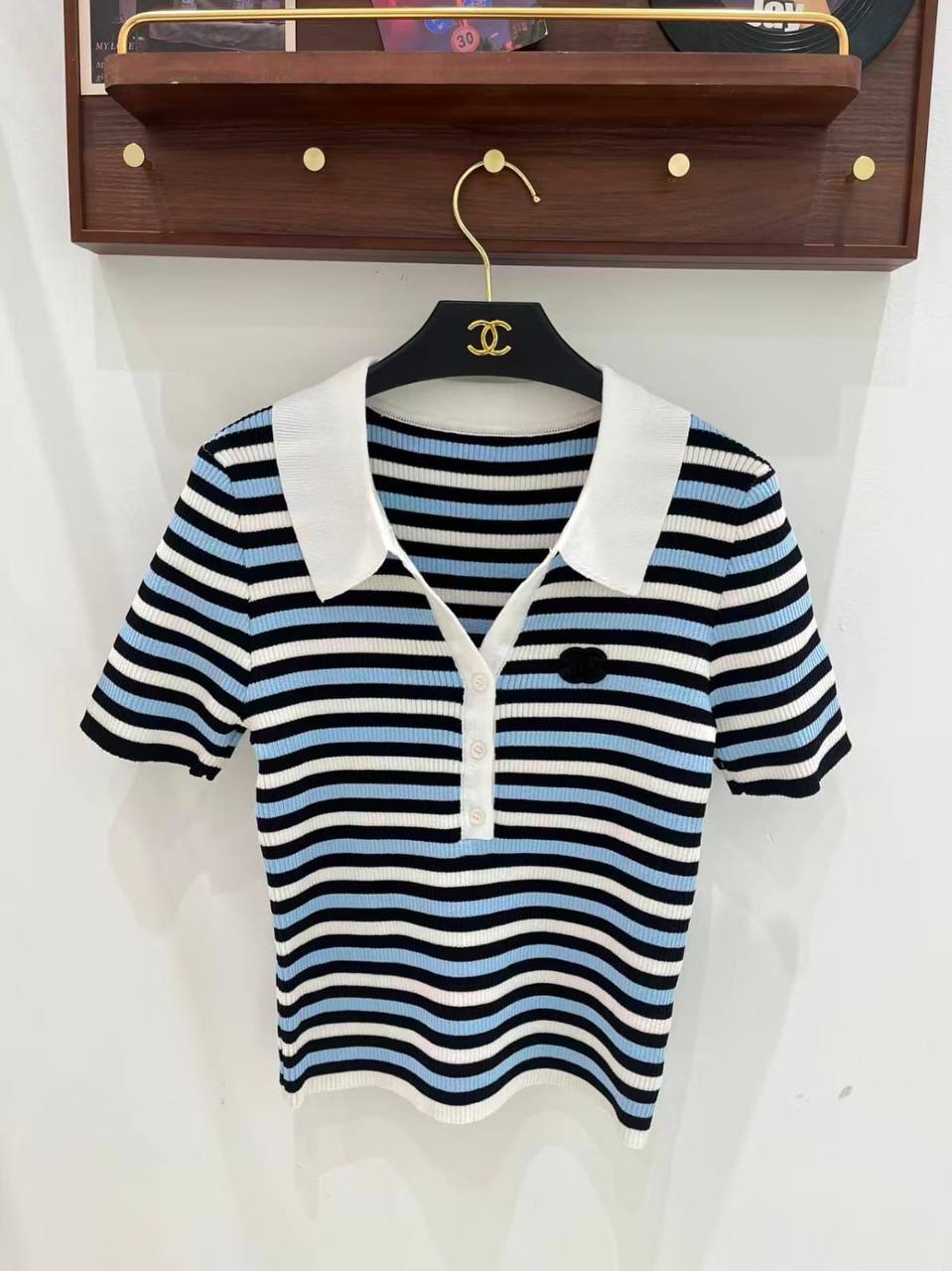 *New collections*                                                
CHANEL
*Super Master quality*
*Sizes: S M L XL* 
300 dhs💓

Zain308
♥️♥️♥️